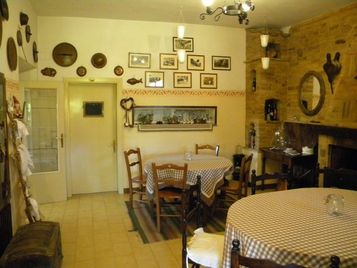 オッフィダ Agriturismo Il Gufoヴィラ エクステリア 写真